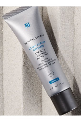 Skinceuticals 50 Faktör Tüm Ciltler İçin Nemlendirici Suya Dayanıklı Yüz Güneş Kremi 50 ml