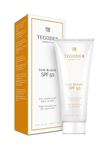 Tegoder Sun Block 50 Faktör Tüm Ciltler İçin Leke Karşıtı Nemlendirici Yağsız Suya Dayanıklı Yüz ve Vücut Güneş Kremi 50 ml