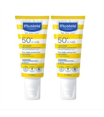 Mustela Protection 50 Faktör Tüm Ciltler İçin Leke Karşıtı Nemlendirici Yağsız Suya Dayanıklı Yüz ve Vücut Güneş Losyonu 200 ml