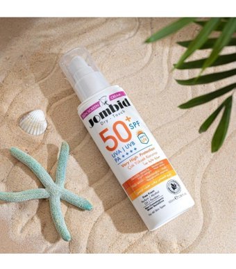 Jombid 50 Faktör Tüm Ciltler İçin Nemlendirici Suya Dayanıklı Yüz Güneş Kremi 50 ml
