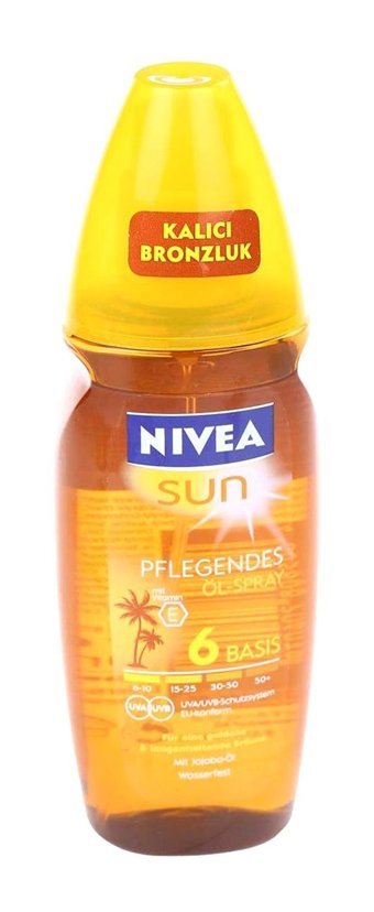 Nivea 50 Faktör Tüm Ciltler İçin Nemlendirici Suya Dayanıklı Yüz Güneş Kremi 150 ml