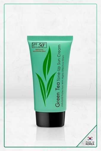 Dr. Cellio Anti Aging 50 Faktör Tüm Ciltler İçin Leke Karşıtı Nemlendirici Yağsız Suya Dayanıklı Yüz ve Vücut Güneş Kremi 50 ml
