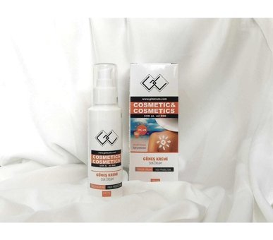 Ginncans 50 Faktör Tüm Ciltler İçin Nemlendirici Suya Dayanıklı Yüz Güneş Kremi 100 ml