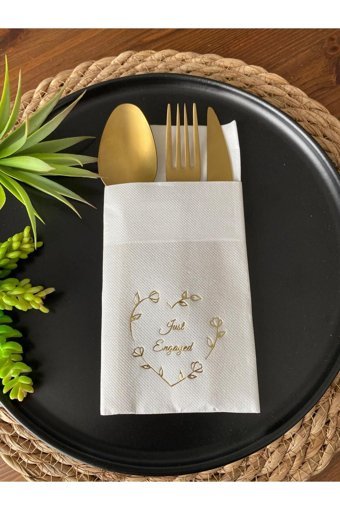 Kidspartim Gold Yaldızlı Beyaz Kalp Çelenk Just Engaged Desenli Kağıt Peçete 12'li