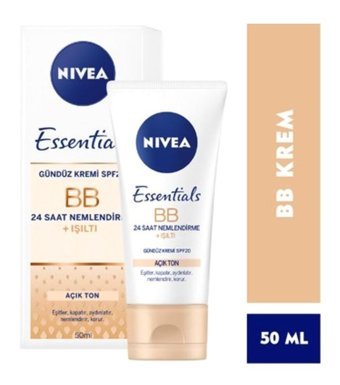 Nivea Tüm Cilt Tipleri İçin Sivilce Yapmayan Işıltılı BB Krem Açık Ton