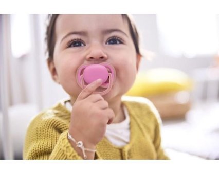 Philips Avent Ultra Air 6-18 Ay+ Delikli Kiraz Uçlu Silikon 2'li Emzik Pembe
