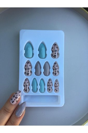 Meyras Touch Leopar 12'li Stiletto Mavi Takma Tırnak