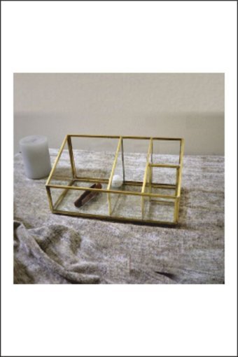 Noya Box & Terrarium NY-MK 0111 Kapaklı Bölmeli Makyaj Organizeri Şeffaf