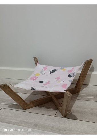 Ladin Ayaklı 20 x 50 cm Sepet Kedi Yatağı Beyaz - Pembe