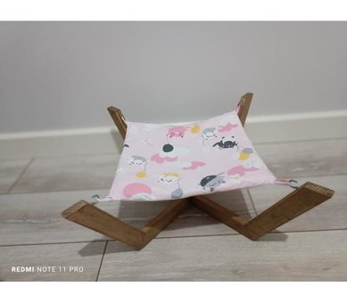 Ladin Ayaklı 20 x 50 cm Sepet Kedi Yatağı Beyaz - Pembe