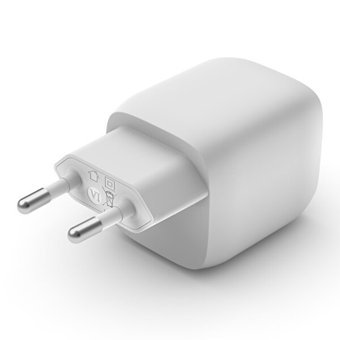 Belkin Dual Universal Type C Kablolu 45 W Çoklu Hızlı Şarj Aleti Beyaz