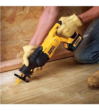 Dewalt DCS380M2 Akülü Kablosuz 18 W Tilki Kuyruğu Testere