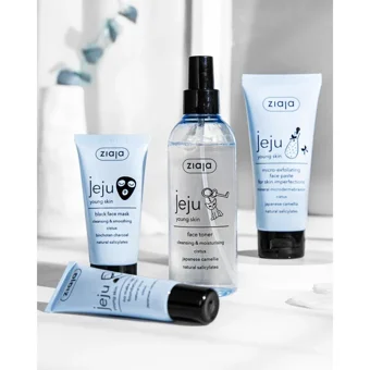 Ziaja Jeju Karma Ciltler İçin Salisilik Asitli Gözenek Sıkılaştırıcı Yüz Temizleyici Sprey Tonik 200 ml