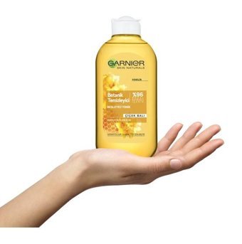 Garnier Botanik Kuru Ciltler İçin Gözenek Sıkılaştırıcı Yüz Temizleyici Likit Tonik 200 ml