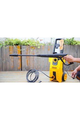 Ingco 1800 W Deterjan Hazneli Tekerlekli 150 bar Elektrikli Basınçlı Yıkama Makinesi