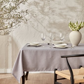 Karaca Home Chesney Dertsiz Polyester 140x200 cm Dikdörtgen Masa Örtüsü Gri