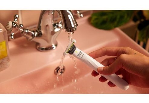 Philips QP1924 Vücut 3 Başlıklı Çok Amaçlı Sinekkaydı Kuru Tıraş Makinesi