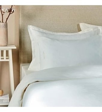 Marie Claire Ceneva Pamuklu 4 Mevsim 200 x 220 cm Çarşaflı Düz Çift Kişilik Nevresim Takımı Kırık Beyaz