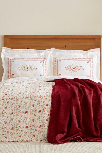 Karaca Home Cecile Pamuklu 4 Mevsim 200 x 220 cm Çarşaflı Desenli Çift Kişilik Nevresim Takımı Kiremit