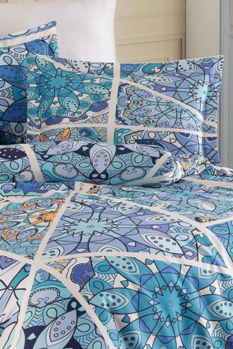 Varol Laura Home Family Davinci Bambu Saten 4 Mevsim 200 x 220 cm Çarşaflı Desenli Çift Kişilik Nevresim Takımı Çok Renkli