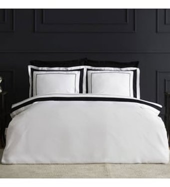 Karaca Home White Collection Charlotte Saten 4 Mevsim 200 x 220 cm Düz Çift Kişilik Nevresim Takımı Beyaz