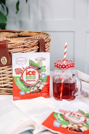 Zaferan Türk Şerbetleri Ice Tea Demirhindili Soğuk Çay 1.5 lt