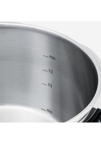 Fissler Vitaquick Bluepoint Clipso Kapak Cookstar Tabanlı 8 lt Düdüklü Tencere