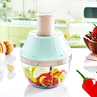 Master Press Chop 300 ml Plastik Hazneli Üç Bıçaklı Mini Üstten Basmalı Doğrayıcı Çok Renkli