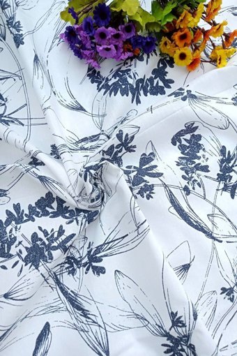Emtory Home Çiçekli Keten 100x100 cm Kare Masa Örtüsü Beyaz-Mavi
