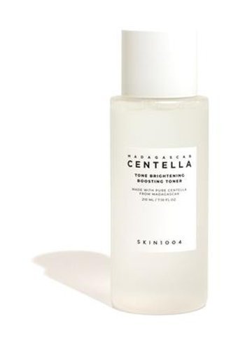 Skin1004 Madagascar Tüm Ciltler İçin AHA/BHA Gözenek Sıkılaştırıcı Leke Giderici Likit Tonik 200 ml