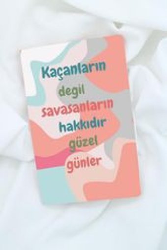 Anime Marketi Kaçanların Değil Savaşanların A5 Çizgisiz Orta Boy Çok Renkli Not Defteri