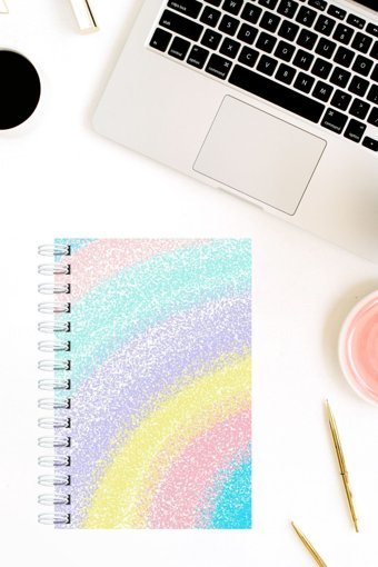 Martius Art Soft Gökküşağı Desen Kalemli A5 Kareli Orta Boy Çok Renkli Not Defteri