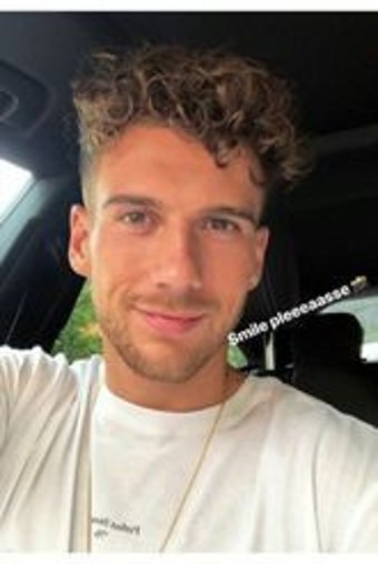 Animeandyourworld A4 60 Yaprak Kareli Telli Sert Kapak 1 Adet Leon Goretzka Okul Defteri