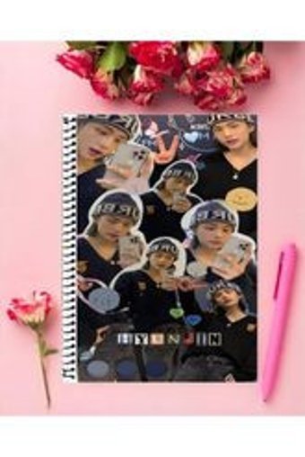 Animeandyourworld A4 72 Yaprak Çizgisiz Telli Sert Kapak 1 Adet Stray Kids Okul Defteri