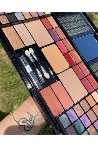 Aily Cosmetics Rose 90 Parça Çekmeceli Kutulu Makyaj Seti