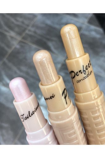 Aily Cosmetics No:03 Stick Highlighter