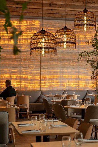 Öztürk Dron 4'lü Metalik Kumandalı Ledli Modern Alüminyum Salon-Oturma Odası Avize