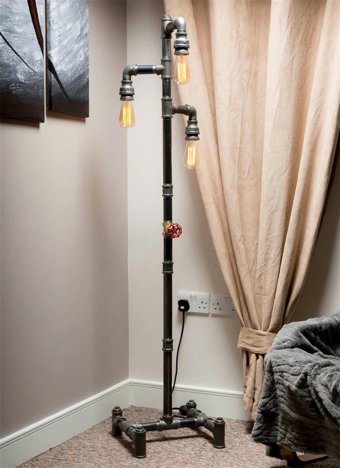 Nakres Retro Rustik 3'lü Başlık Metal Ayaklı 4 Ayaklı Eğik baş Lambader 180 cm Siyah