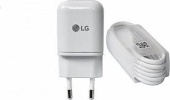 LG USB Kablolu Şarj Aleti Beyaz