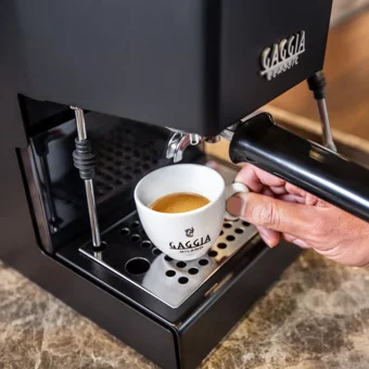 Gaggia RI9481/14 New Classic Evo 2023 1300 W Paslanmaz Çelik Tezgah Üstü Kapsülsüz Yarı Otomatik Espresso Makinesi Siyah