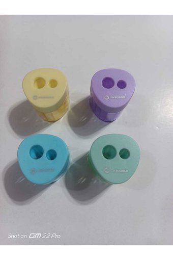 Mikro Kapaklı Manuel Plastik Kalemtıraş Beyaz 4 Adet