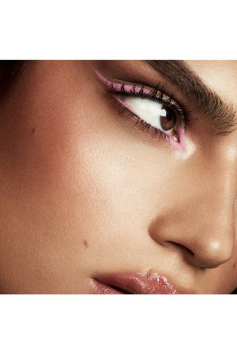 Fenty Beauty No:01 Suya Dayanıklı Mat Pastel Siyah Kalem Eyeliner