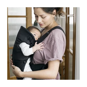 BabyBjörn Mini 3.2-11 kg Kapasiteli Oturaklı Her Yöne Kanguru Siyah