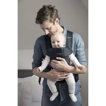BabyBjörn Mini 3.2-11 kg Kapasiteli Oturaklı Her Yöne Kanguru Siyah