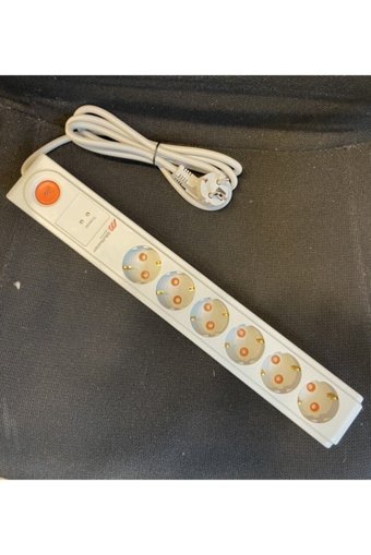 Mutlusan Ri-Tech 6'lı Soket 2 metre 2'li USB Kablolu Çiftli Akım Korumalı Priz