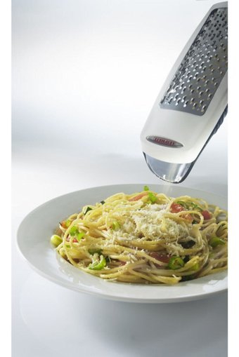 Leifheit Hazneli Çelik Parmesan Rendesi