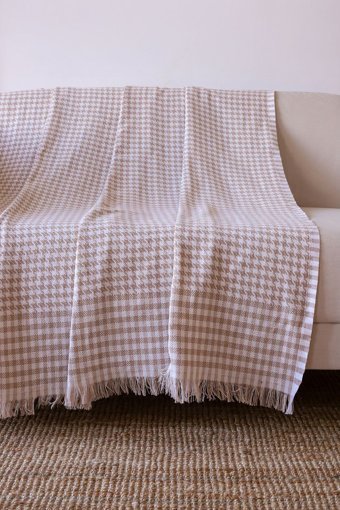Koza Home Pamuklu Saçaklı Süngersiz Geometrik Desenli Bej Tekli Koltuk Örtüsü 175x210 cm