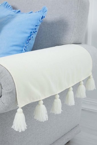Aisha's Design KC-4 Polyester Örgü Püsküllü Süngersiz Düz Ekru İkili Koltuk Örtüsü 65x57 cm