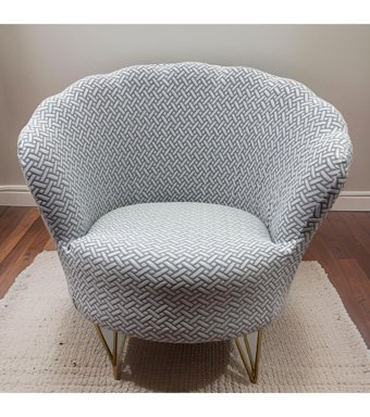Uzhanem Papatya Pamuklu - Polyester Bürümcük-Likralı Süngerli Geometrik Desenli Giydirmeli Lastikli Gri Tekli Koltuk Örtüsü 80x75 cm