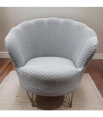 Uzhanem Papatya Pamuklu - Polyester Bürümcük-Likralı Süngerli Geometrik Desenli Giydirmeli Lastikli Gri Tekli Koltuk Örtüsü 80x75 cm